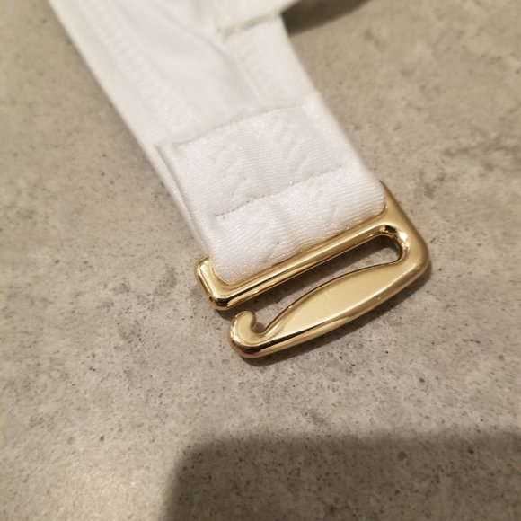 Victoria Secret Shine Swim ADD 2 Cups Push up swim top - Picture 4 of 6